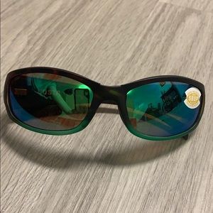 Costa Del Mar “Hammerhead” Sunglasses